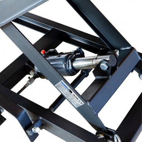 Scooter- Bromfietslift kruis 370.kg Voetbediend